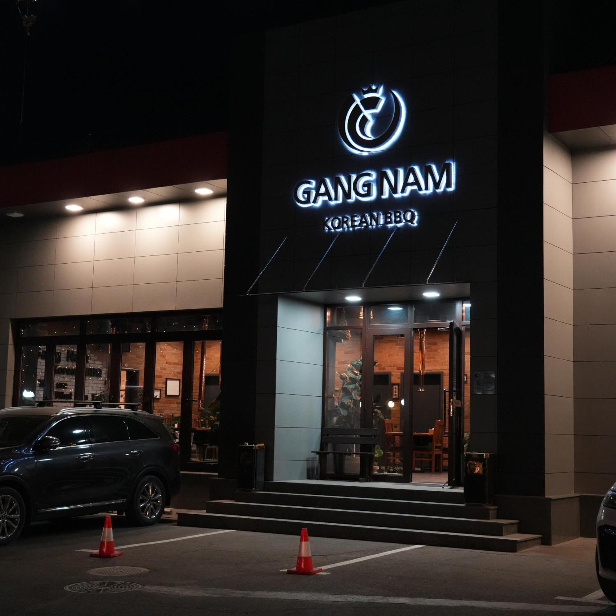 Golden Dragon Hotel Бишкек Екстериор снимка