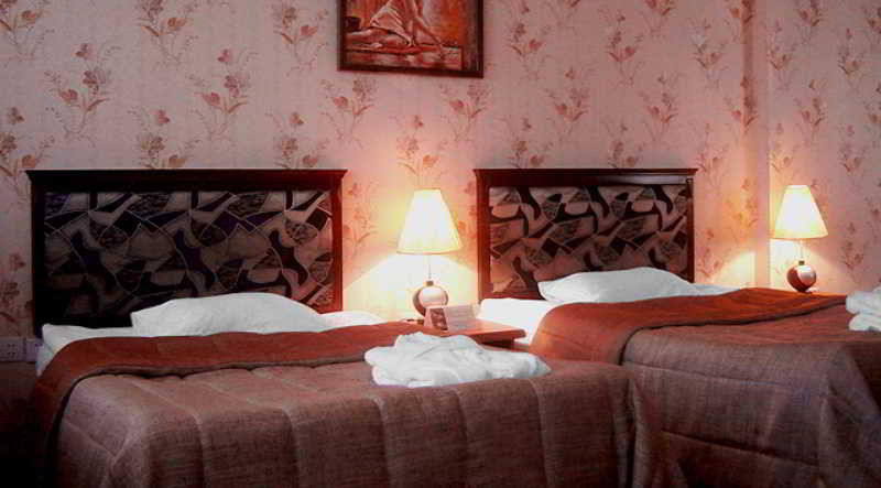 Golden Dragon Hotel Бишкек Екстериор снимка