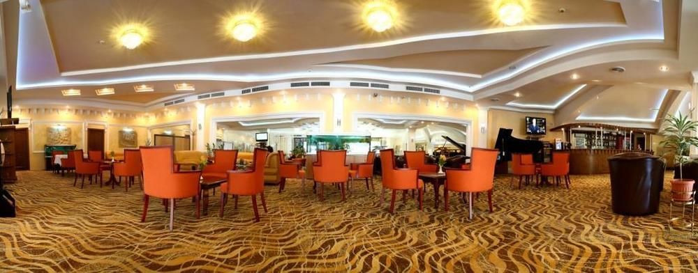 Golden Dragon Hotel Бишкек Екстериор снимка