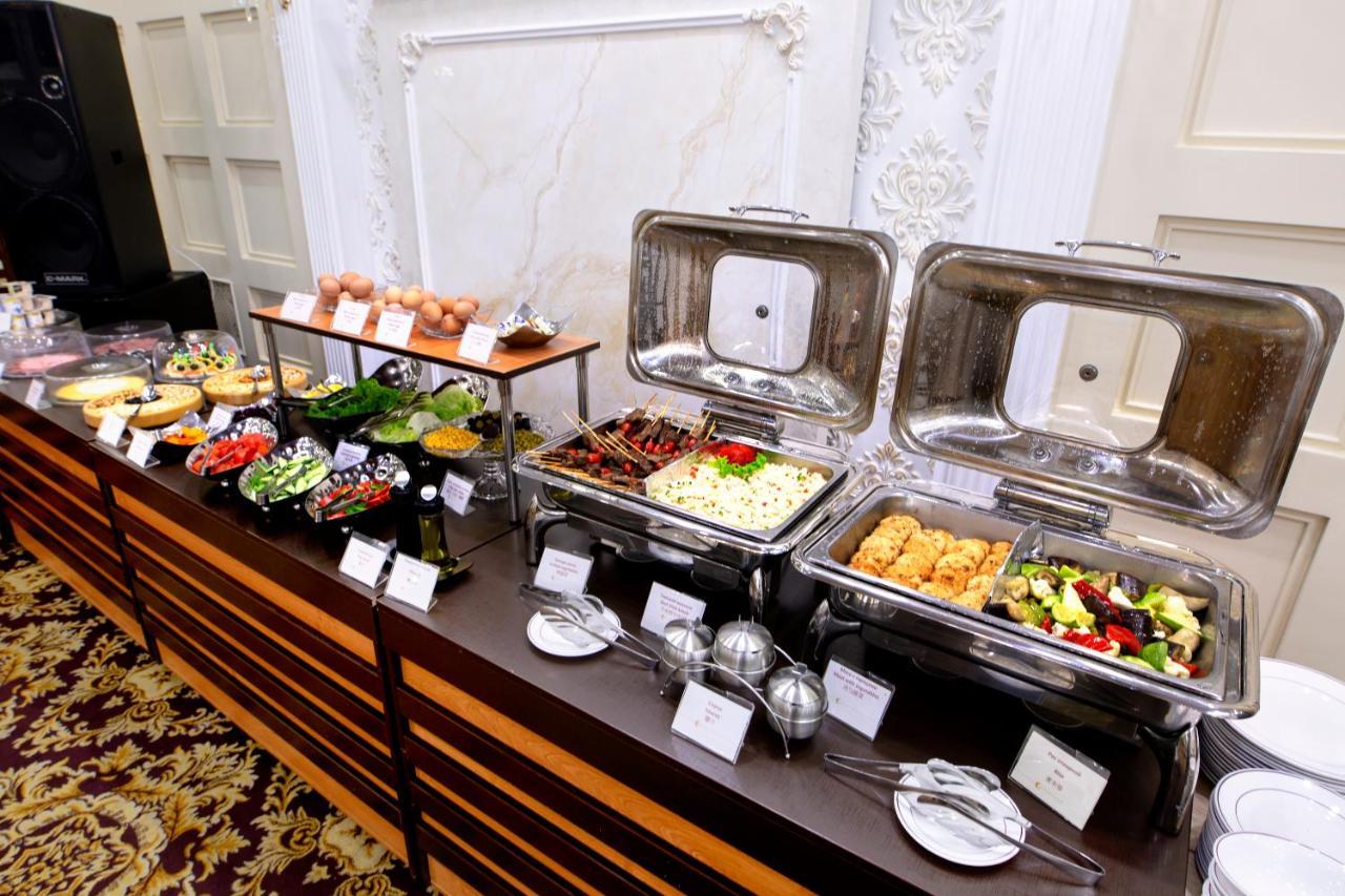 Golden Dragon Hotel Бишкек Екстериор снимка